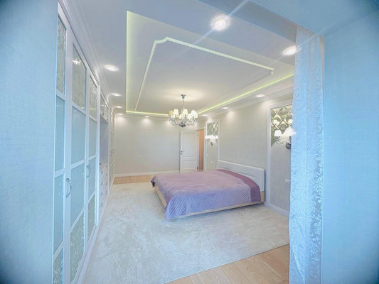 Купить 4-комнатную квартиру